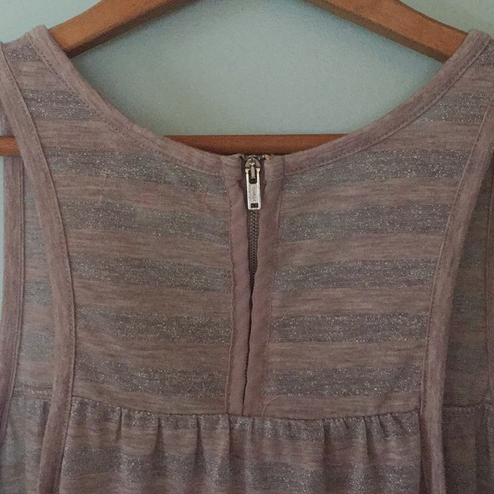 American Eagle metallic zipper back tank top - Picture 5 of 8